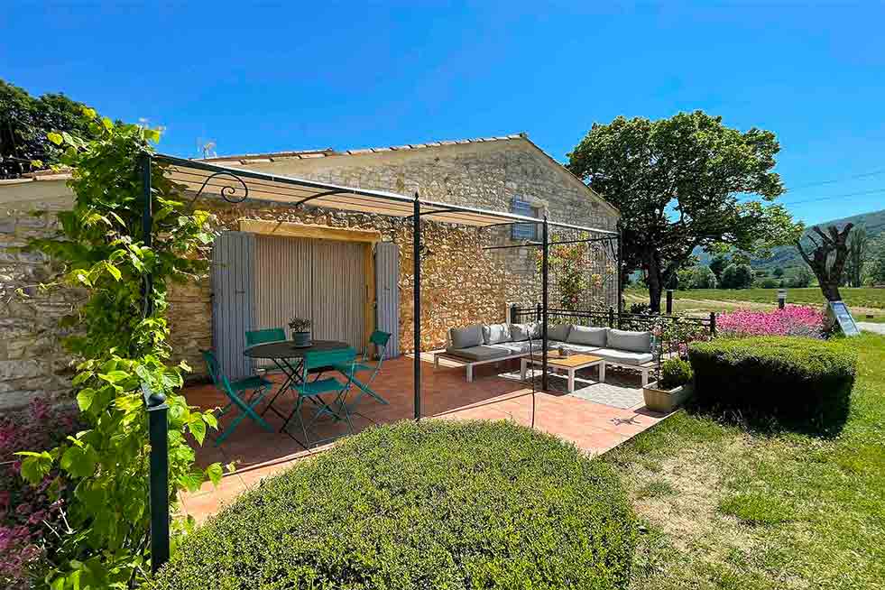 Gite guest house un l&apos;Amandier, bed and breakfast la Bastide des Gourbets in Provence